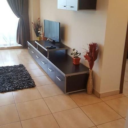 Nick Apartments Mamaia Luaran gambar
