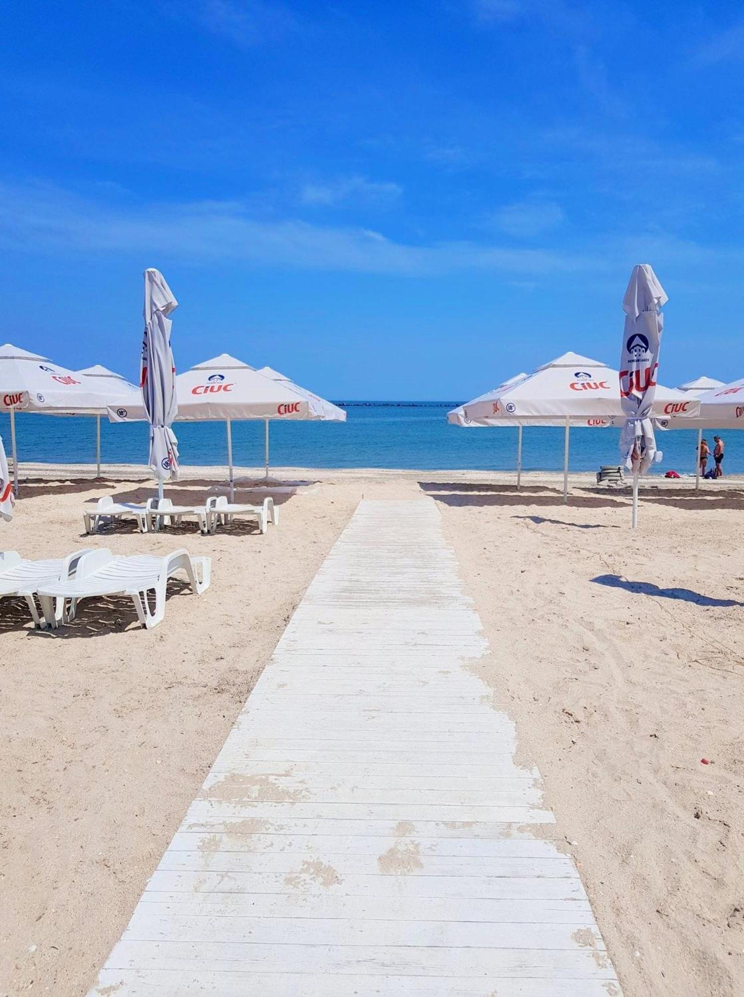 Nick Apartments Mamaia Luaran gambar