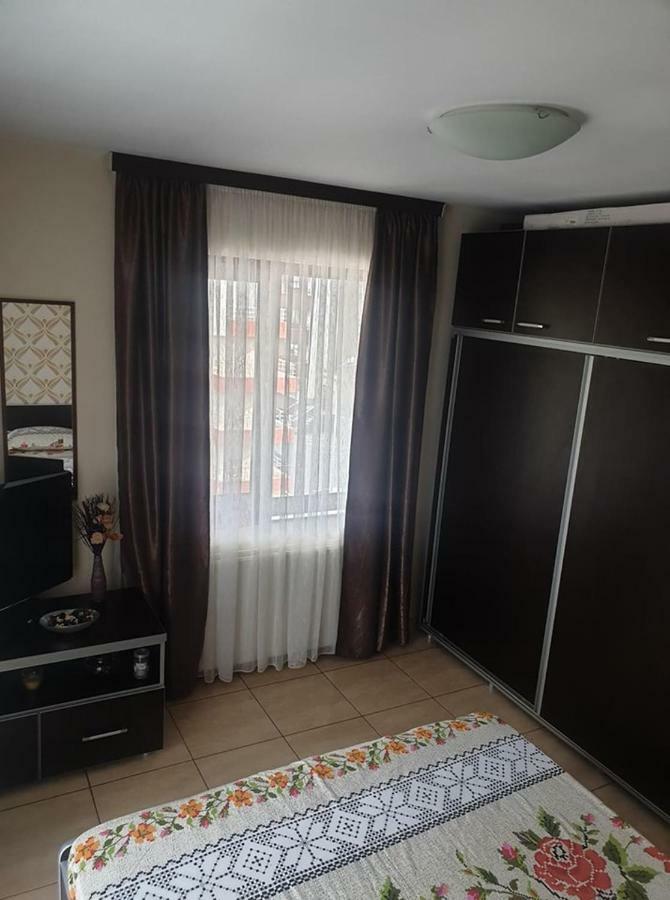 Nick Apartments Mamaia Luaran gambar