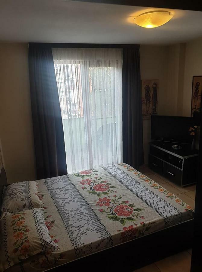 Nick Apartments Mamaia Luaran gambar